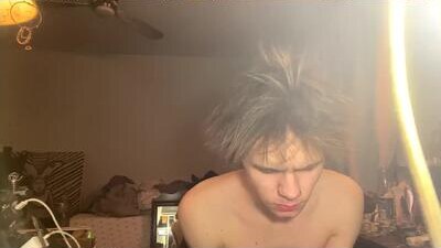xander0zzz public webcam profile photo 7