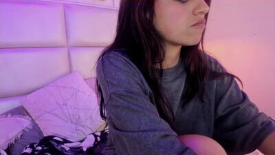 xara_u public webcam profile photo 6