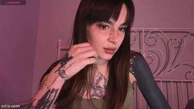 xx_lily public webcam profile photo 10
