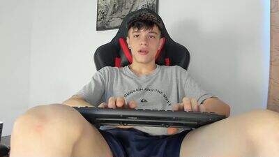 xxx_alan public webcam profile photo 4