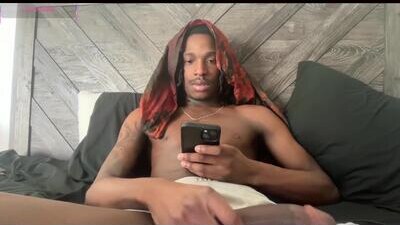 xxxwarlock public webcam profile photo 8
