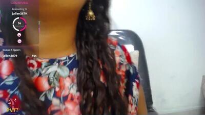 yaazhini457034