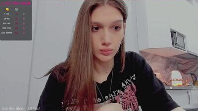 yah_aynek public webcam profile photo 9