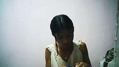 yalane public webcam profile photo 8