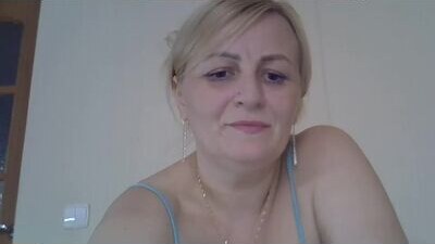 yana1303 public webcam profile photo 5