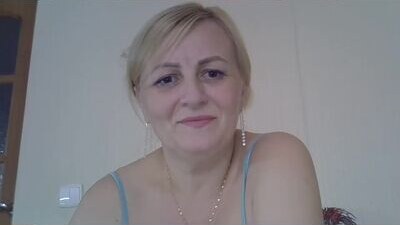yana1303 public webcam profile photo 7