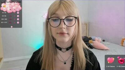 yanekayu public webcam profile photo 5