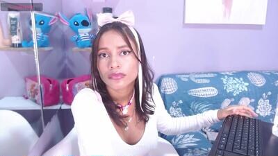 yesika_18 public webcam profile photo 4