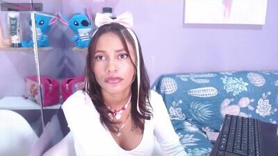 yesika_18 public webcam profile photo 5