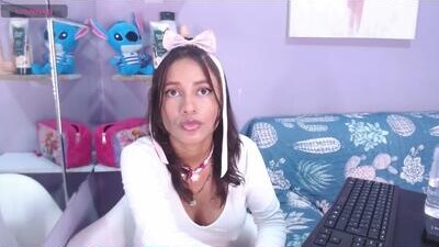 yesika_18 public webcam profile photo 6