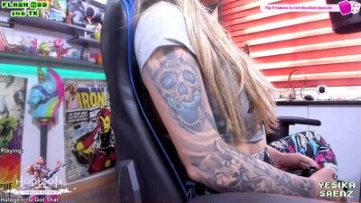 yesikasaenz public webcam profile photo 3