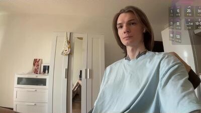 yexes public webcam profile photo 7