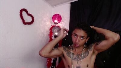 yini_and_jony public webcam profile photo 3
