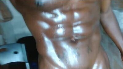 youn_king public webcam profile photo 10