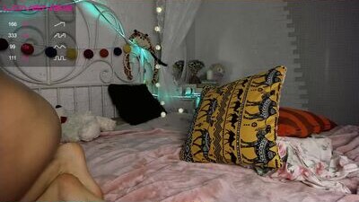 your__amelie public webcam profile photo 10