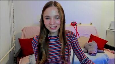 your_leslie public webcam profile photo 2