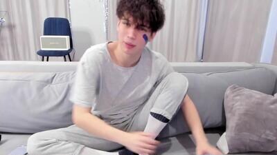 your_shy_guy public webcam profile photo 3