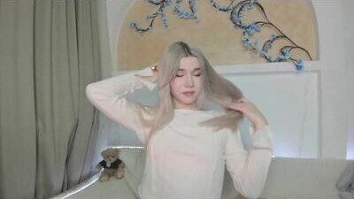 your_tender_doll public webcam profile photo 10
