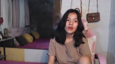 yourasian_belle public webcam profile photo 10