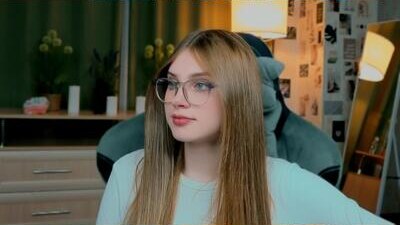 yourbeautyarya public webcam profile photo 9