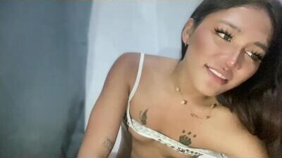 youreinnocentsweetjam public webcam profile photo 6