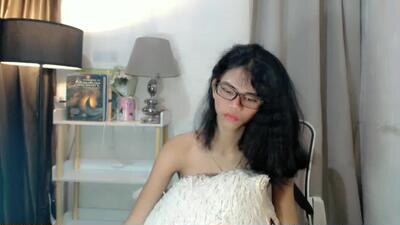 yourfavoratevivian public webcam profile photo 3