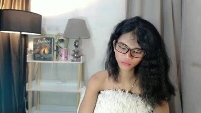yourfavoratevivian public webcam profile photo 4