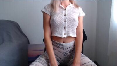 yourfavoritelegs public webcam profile photo 6