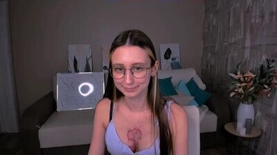 yourlovelystory public webcam profile photo 6