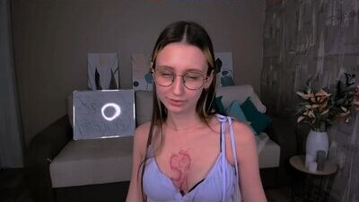 yourlovelystory public webcam profile photo 7
