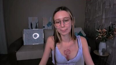 yourlovelystory public webcam profile photo 8