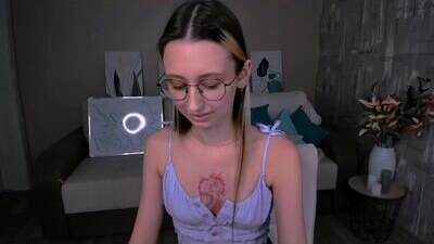 yourlovelystory public webcam profile photo 10