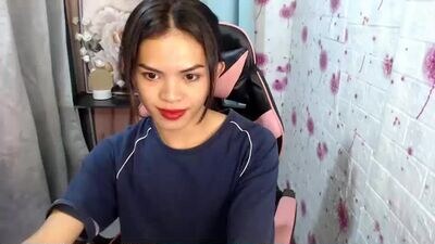 yourlovelytranspinay public webcam profile photo 4