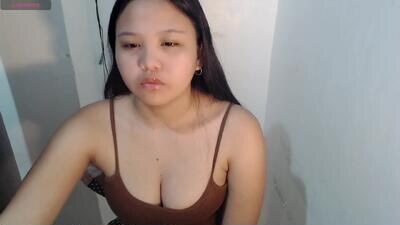 yournaughty_leigh public webcam profile photo 2