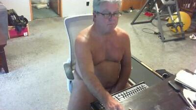 yourpoppi55 public webcam profile photo 6