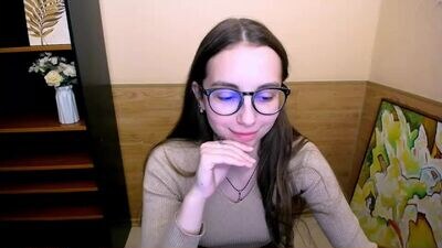 yours_piece_of_happiness_ public webcam profile photo 2