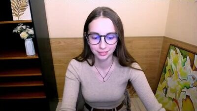 yours_piece_of_happiness_ public webcam profile photo 7