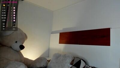 yoursexyamber public webcam profile photo 4