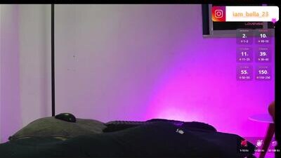 yourtoybella public webcam profile photo 7