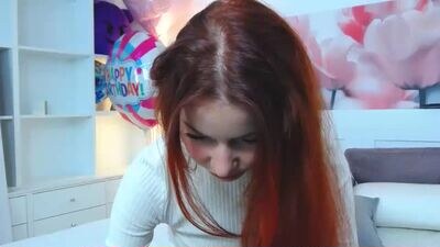 yourwhitetulip public webcam profile photo 3