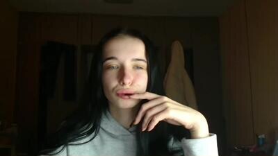yuliastar public webcam profile photo 3
