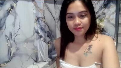 yummyjane19 public webcam profile photo 9
