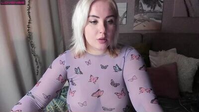 yummylana public webcam profile photo 2