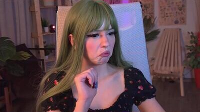 yunaleaf public webcam profile photo 6