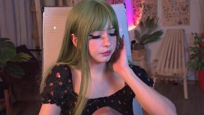 yunaleaf public webcam profile photo 9
