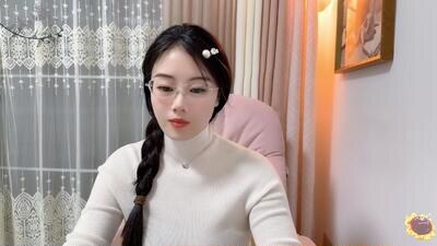 yuner0715 public webcam profile photo 2