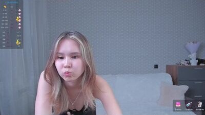 yuuki_yuuki_ public webcam profile photo 8