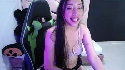yuyis_a public webcam profile photo 6