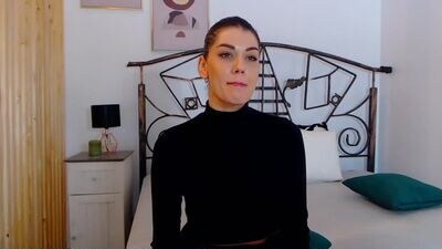 yvonneeverlee public webcam profile photo 2