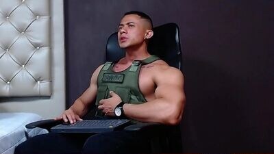 zac_colleng07 public webcam profile photo 2